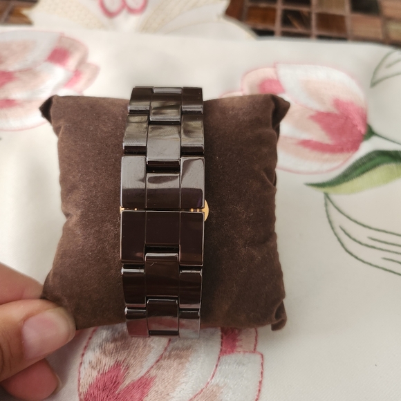 Michael Kors Ceramic Mk5518 Brown Watch - Picture 2 of 5